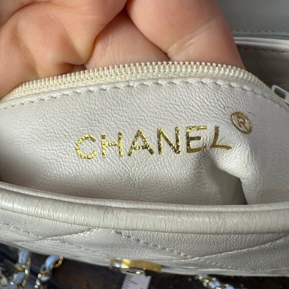 Chanel White Tassel Quilted Calfskin Leather Shoulder Bag GHW Authentic CoA - Picture 7 of 9